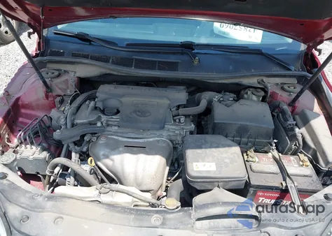 2015 Toyota Camry Se z USA, uszkodzony, nr VIN 4T1BF1FK7FU914555